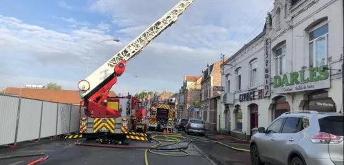 Incendie à Saint-Omer, la circulation coupée sur le boulevard de...