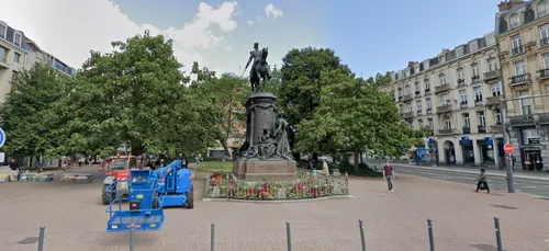 Lille : Martine Aubry envisage de poser une plaque explicative...