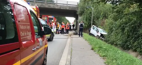 Une voiture est tombée de l'autoroute A16