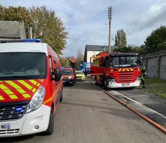 Incendie de maison en cours à Hautmont : deux victimes intoxiquées...